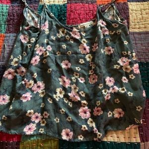 AE floral cropped tank